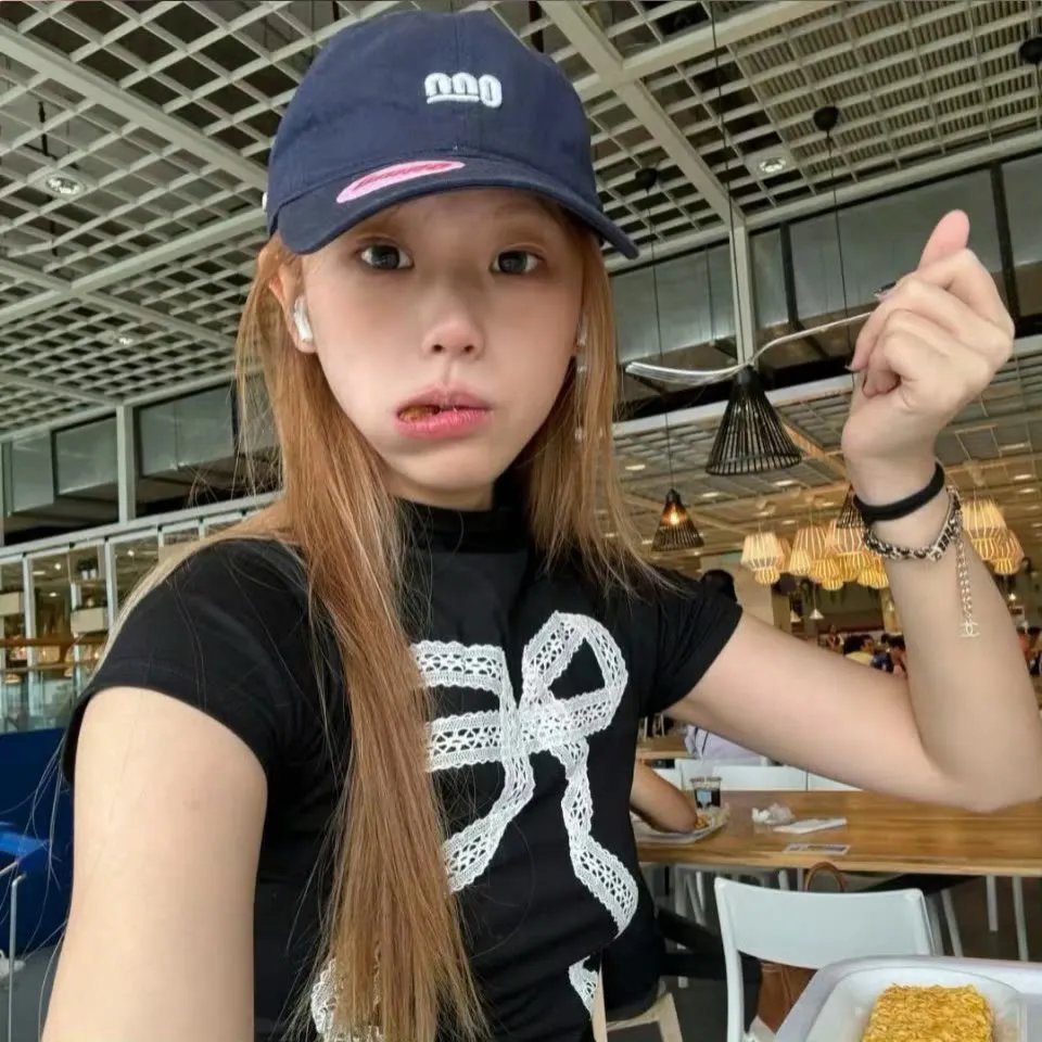 我的女友是个过度认真的处女碧池